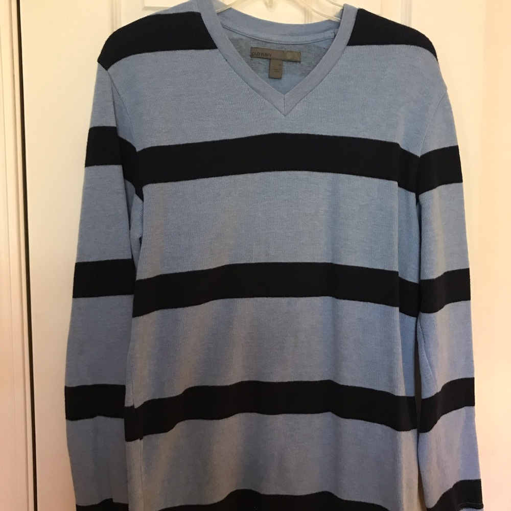 Old Navy sweater